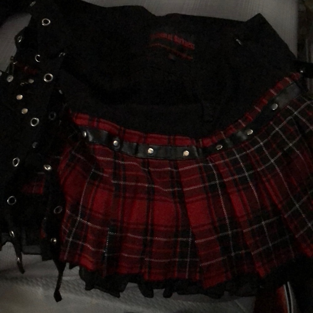 Queen of Darkness skirt